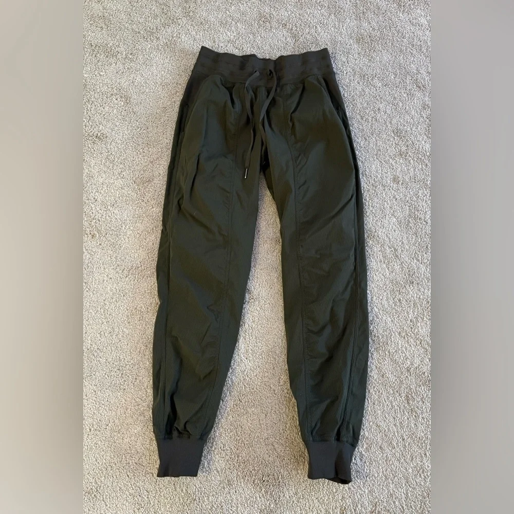 lululemon athletica effortlessly cool